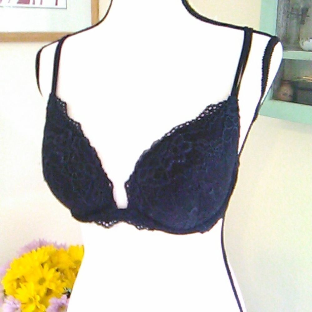 Victoria's Secret Very Sexy Push Up Bra